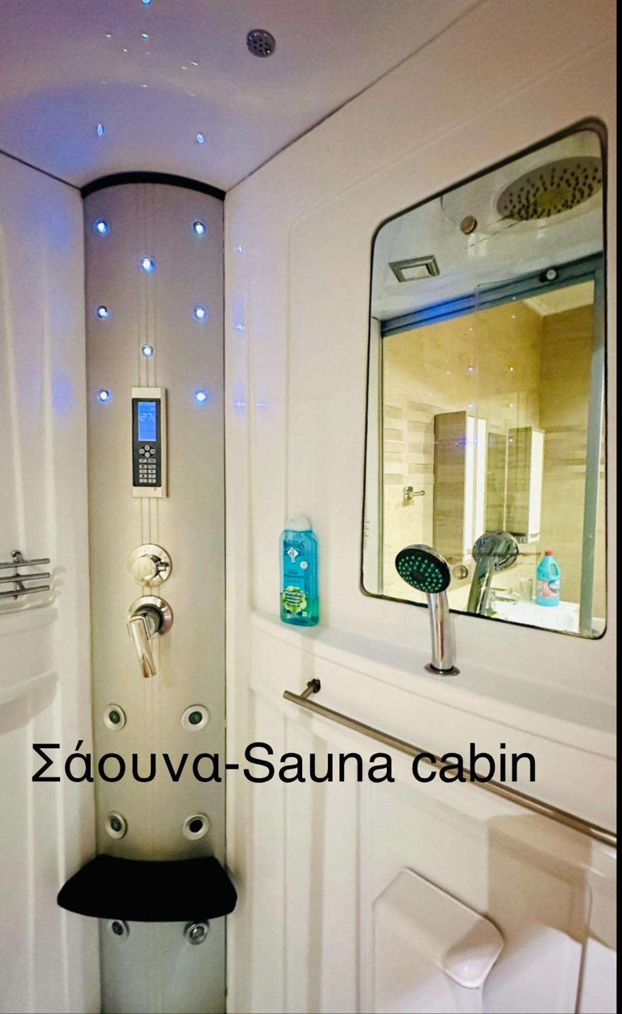 Luxury With Sauna And Free Parking Near Acropolis Athena Bagian luar foto
