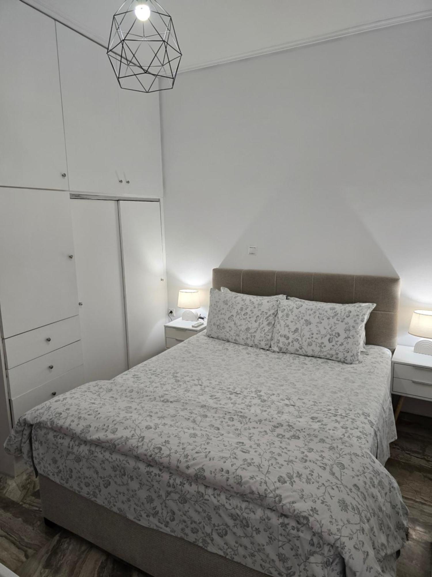Luxury With Sauna And Free Parking Near Acropolis Athena Bagian luar foto