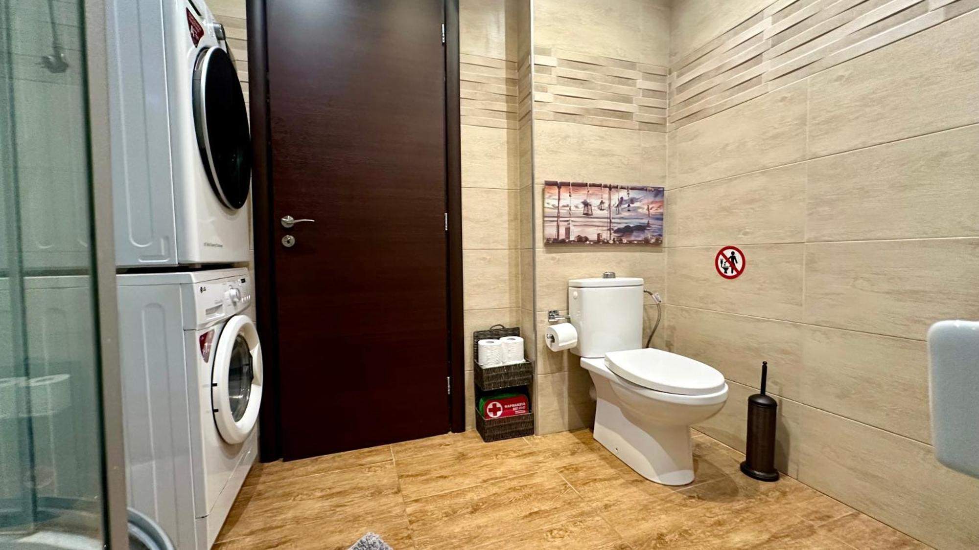 Luxury With Sauna And Free Parking Near Acropolis Athena Bagian luar foto